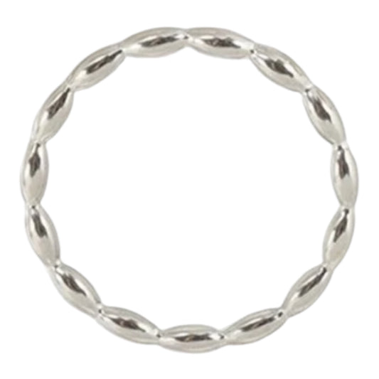 The silver rope ring