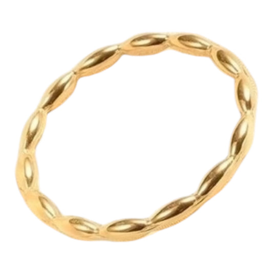 The gold rope ring